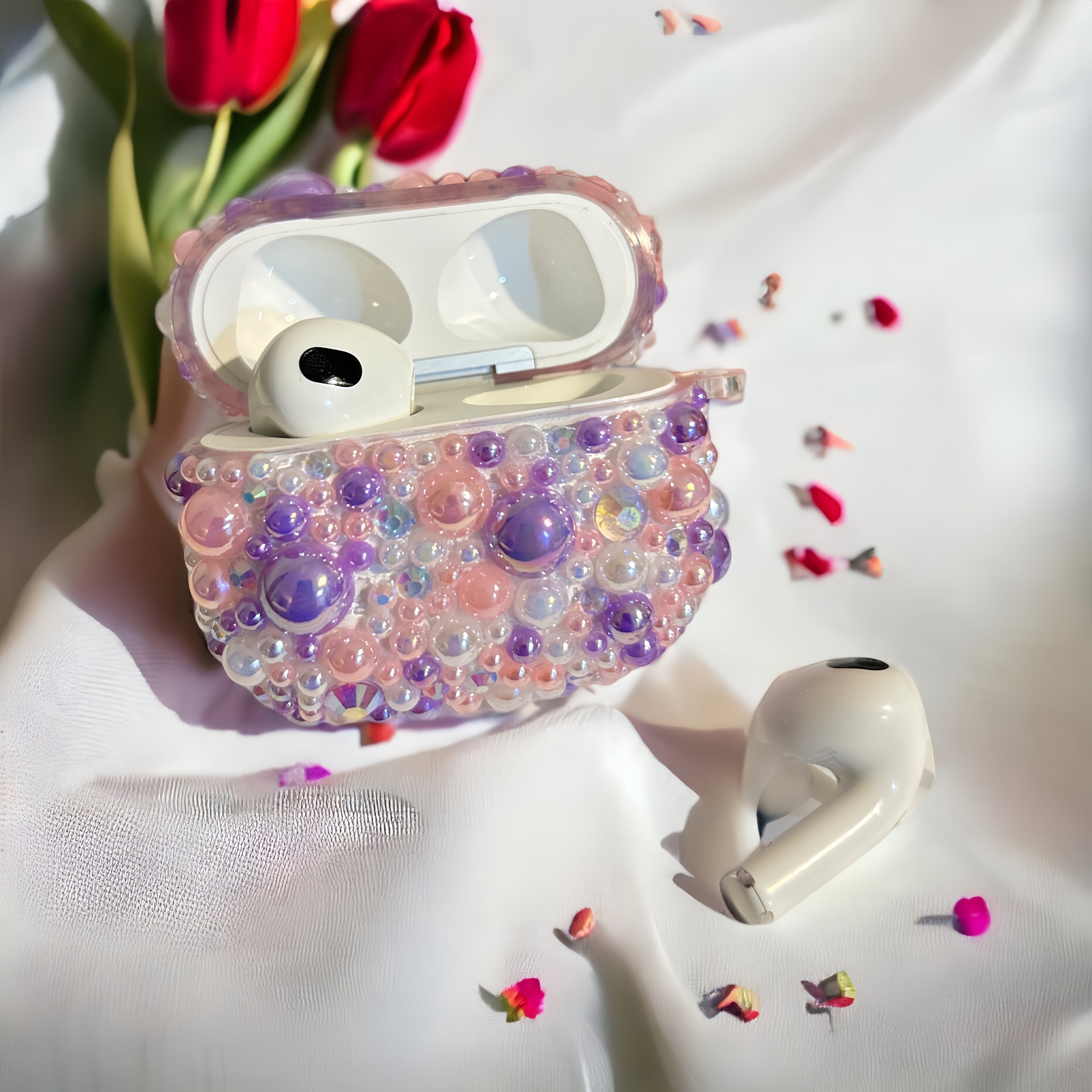 Bling AirPods Case: Glamorous Pearls and Rhinestone Protective Cover