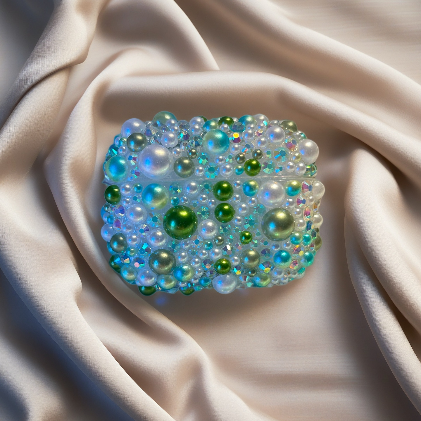 Bling AirPods Case: Glamorous Pearls and Rhinestone Protective Cover